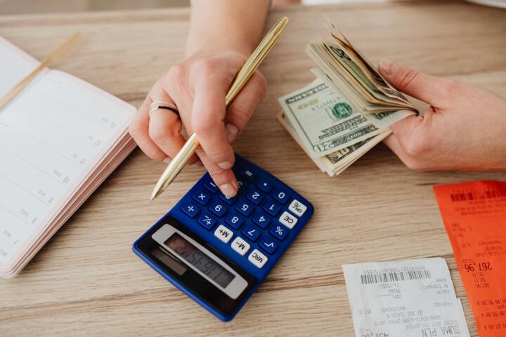 How to Create a Realistic Monthly Budget That You Can Actually Stick To